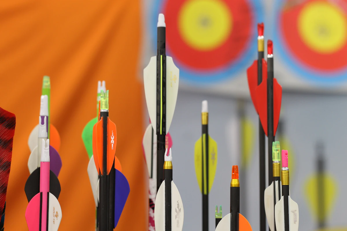 Hoyt vs Mathews: Which Hunting Bow Is Better in 2026?