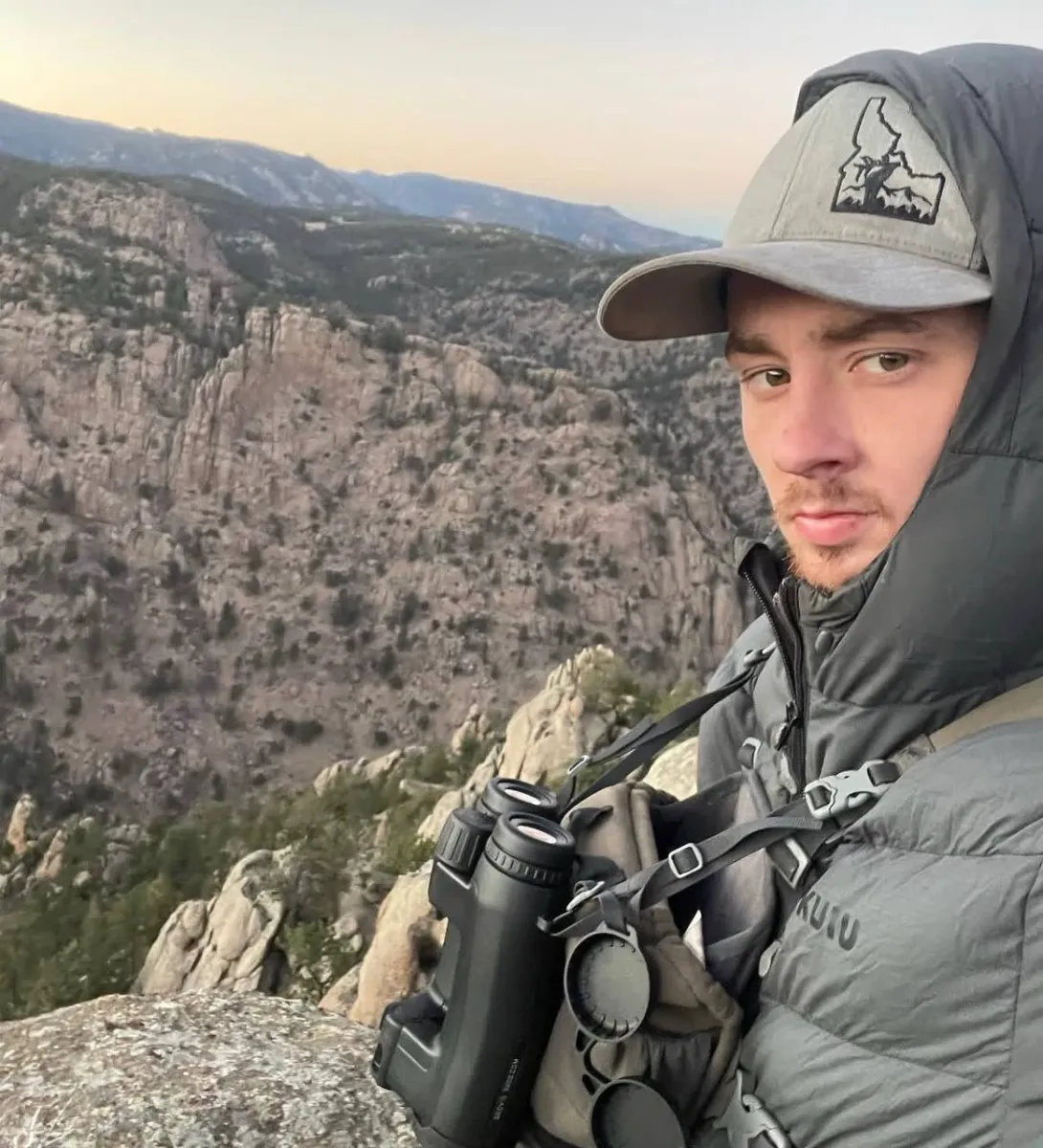 Spotting Scope vs Binoculars | Which Optic Do Hunters Need?